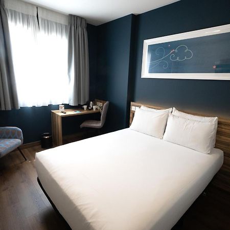 Travelodge Madrid Metropolitano חדר תמונה