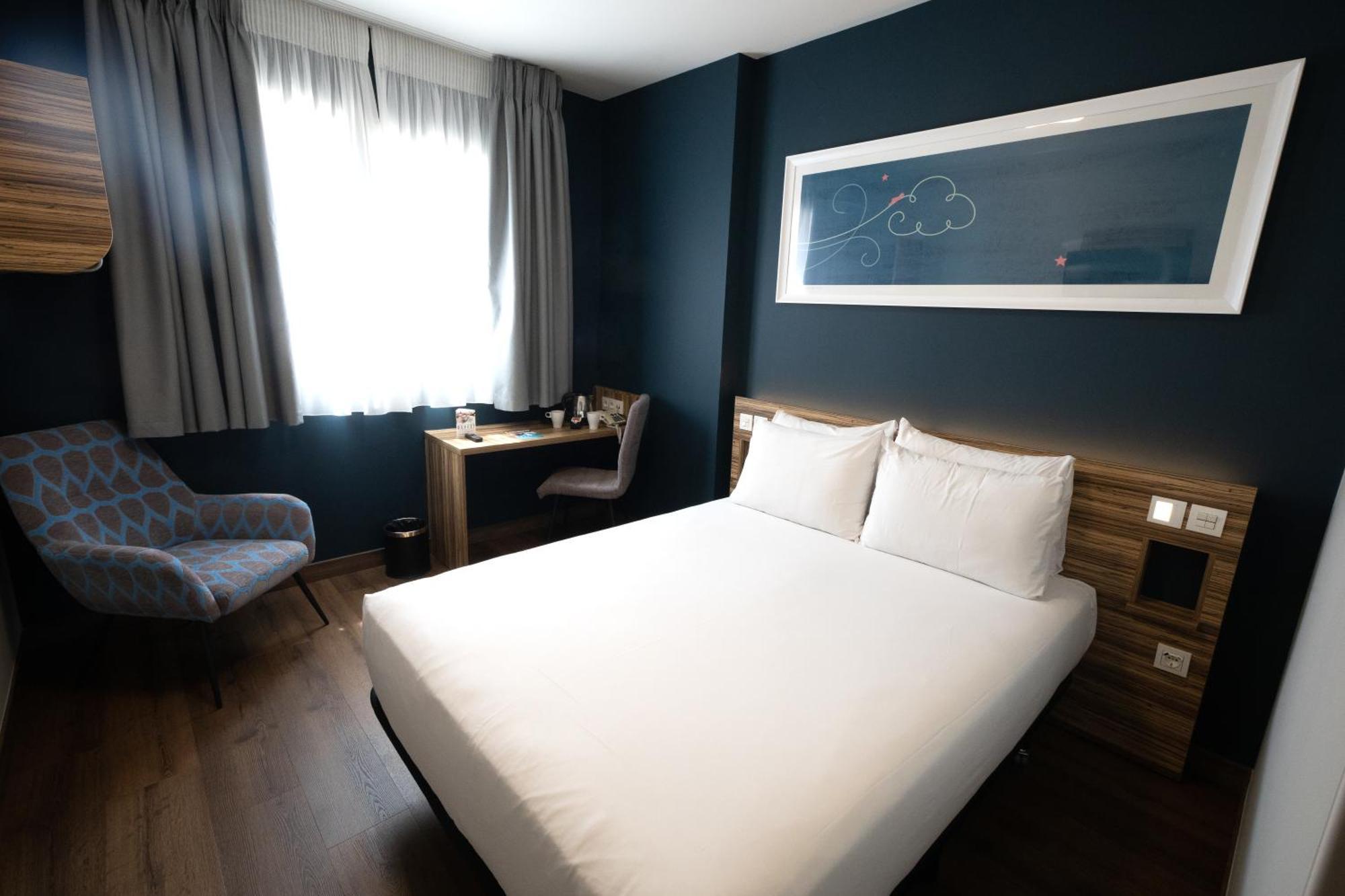 Travelodge Madrid Metropolitano חדר תמונה