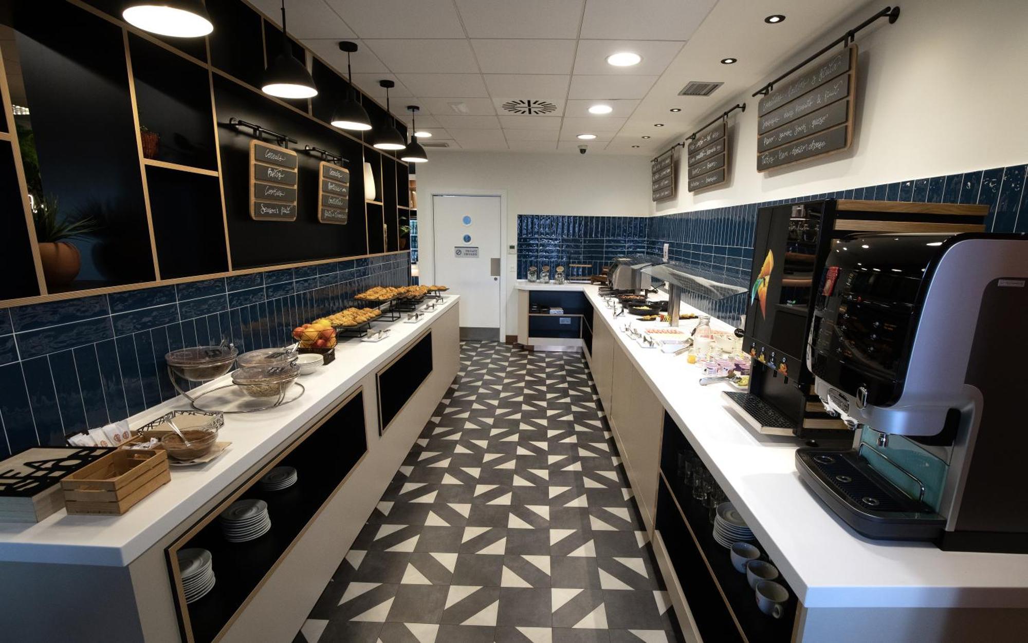 Travelodge Madrid Metropolitano מראה חיצוני תמונה