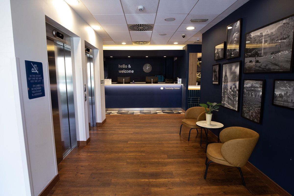 Travelodge Madrid Metropolitano מראה חיצוני תמונה